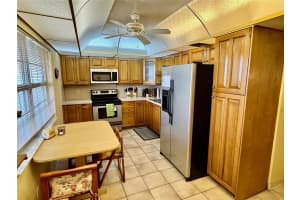 3520 Oaks Way 807, Pompano Beach, FL 33069 Sold 12/23/25