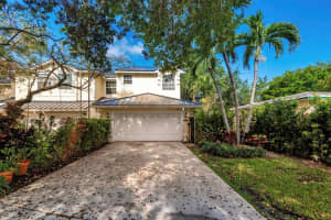 537 NE 17th Way, Fort Lauderdale, FL 33301 - MLS#F10497811