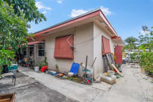 2748 35th Terrace, Lauderdale Lakes, FL 33311 - MLS#F10497860