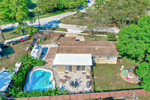 1005 SW 44th Ave, Plantation, FL 33317 Sold 08/28/25