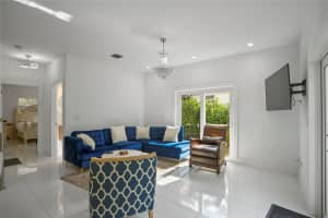 833 SW 17th St #2 2, Fort Lauderdale, FL 33315 - MLS#F10498024