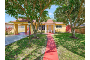 881 SW 49 way, Margate, FL 33068 - MLS#F10498030