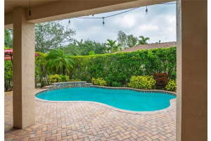 1853 Aspen Ln, Weston, FL 33327 Sold 07/02/25