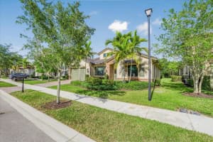 9010 E Watercrest Cir, Parkland, FL 33076 Sold 08/15/25