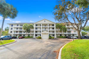 1707 Whitehall Dr 206, Davie, FL 33324 Sold 06/10/25
