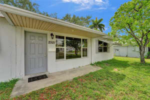 2521 N 28th Ave, Hollywood, FL 33020 Sold 06/13/25