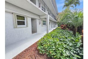 333 NW 17th Ct 103B, Fort Lauderdale, FL 33311 - MLS#F10498184