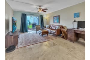 333 NW 17th Ct 103B, Fort Lauderdale, FL 33311 - MLS#F10498184