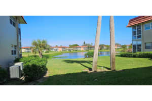 53 Woodland Dr 105, Vero Beach, FL 32962 Sold 07/17/25