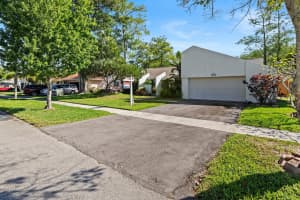 7053 NW 49th Ct, Lauderhill, FL 33319 Sold 06/26/25