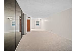 2555 NE 11th St 606, Fort Lauderdale, FL 33304 - MLS#F10498200