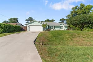 661 SE Delancey Ln, Port Saint Lucie, FL 34984 Sold 07/14/25