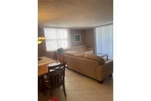 1401 S OCEAN DR 401, Hollywood, FL 33019 - MLS#F10498252