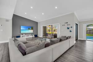 5331 SW 19th St, Plantation, FL 33317 Sold 06/17/25