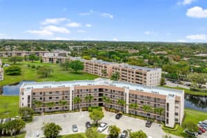 10101 Sunrise Lakes Blvd 404, Sunrise, FL 33322 Sold 10/06/25