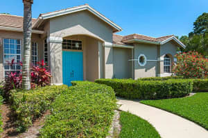 9410 Bunting Ln, Fort Pierce, FL 34951 Sold 06/13/25