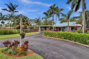 461 NW 36th St, Oakland Park, FL 33309 Sold 08/29/25
