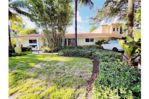 2709 NE 28th St, Fort Lauderdale, FL 33306 Sold 08/11/25