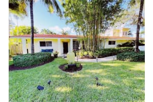 2709 NE 28th St, Fort Lauderdale, FL 33306 Sold 08/11/25