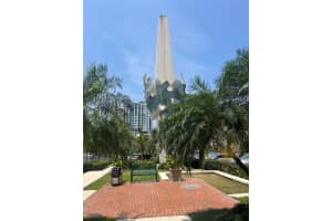 300 Bayview Dr 1809, Sunny Isles Beach