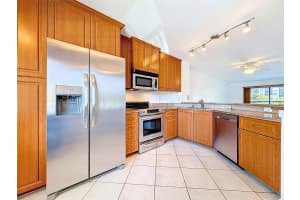 2217 Cypress Island Dr 206, Pompano Beach, FL 33069 Sold 05/07/25