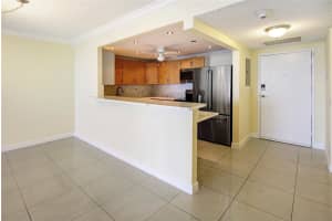 2500 Parkview Dr 1710, Hallandale Beach, FL 33009 - MLS#F10498365