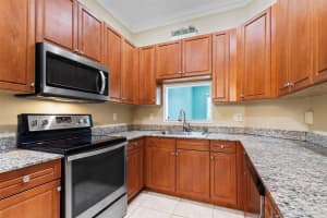 3562 Parkside Dr 0, Davie, FL 33328 Sold 07/11/25