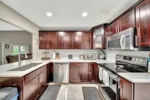 6189 Pine Tree Ln C, Tamarac, FL 33319 Sold 06/03/25