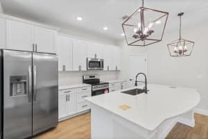 7915 100th Court, Vero Beach, FL 32967 Sold 07/02/25