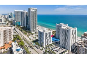 1880 S Ocean Dr TS306, Hallandale Beach, FL 33009 - MLS#F10498466