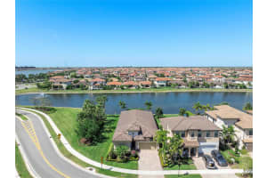12155 S Baypoint Cir, Parkland, FL 33076 - MLS#F10498496