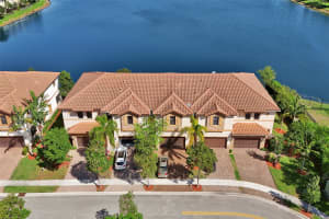 9579 TOWN PARC CIRCLE N 9579, Parkland, FL 33076 Sold 07/21/25