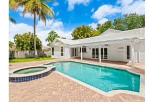 7440 SW 7th St, Plantation, FL 33317 Sold 07/28/25