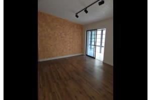 907 NE 199th St 202, Miami, FL 33179 Sold 06/27/25