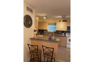 201 178th Dr 412, Sunny Isles Beach, FL 33160 - MLS#F10498697