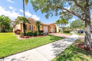 10758 NW 83rd Ct, Parkland, FL 33076 Sold 08/29/25
