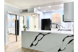 101 6th Avenue, Pompano Beach, FL 33060 - MLS#F10498727