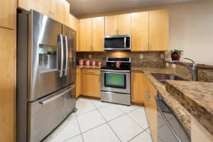 3101 NW 25th Ter 3101, Oakland Park, FL 33309 Sold 08/08/25
