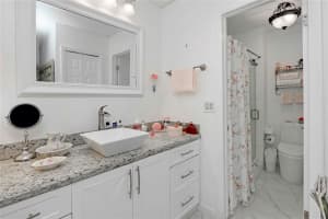 16145 Laurel Dr 31, Weston, FL 33326 Sold 09/19/25
