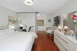 16145 Laurel Dr 31, Weston, FL 33326 Sold 09/19/25