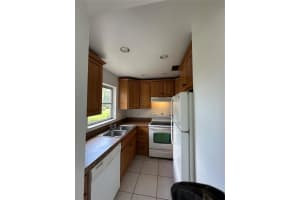 4100 Crystal Lake Dr 109, Deerfield Beach, FL 33064 Sold 07/15/25