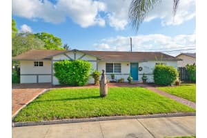 6471 Pershing St, Hollywood, FL 33024 Sold 06/05/25