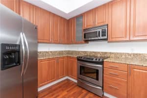 2601 NE 14th Ave 302, Wilton Manors, FL 33334 Sold 07/07/25