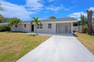 186 SE 27th Ct, Boynton Beach, FL 33435 Sold 06/27/25