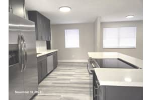 186 SE 27th Ct, Boynton Beach, FL 33435 Sold 06/27/25