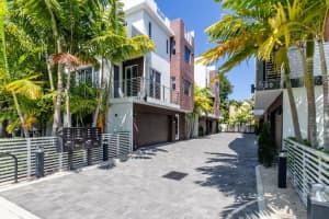 700 NE 14th Ave 208, Fort Lauderdale, FL 33304 - MLS#F10498932
