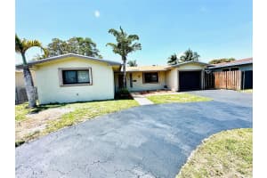 1120 NW 83rd Way, Pembroke Pines, FL 33024 Sold 05/30/25