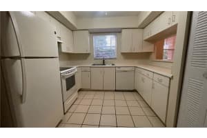 3299 NW 44th St 2, Oakland Park, FL 33309 - MLS#F10498936