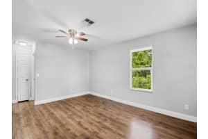 1325 17th Court, Vero Beach, FL 32962 - MLS#F10498990