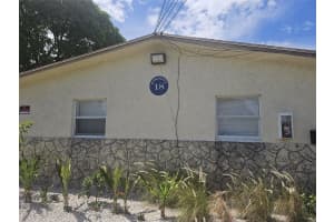 345 NW 5th St 4, Pompano Beach, FL 33060 - MLS#F10499001